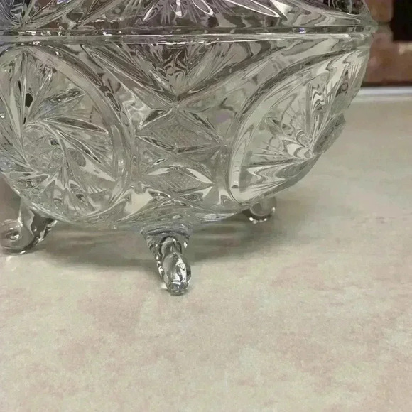 Vintage Footed Crystal Candy Bowl/Dish With Lid..Oval Shaped With Etching 4 Feet - Picture 9 of 16